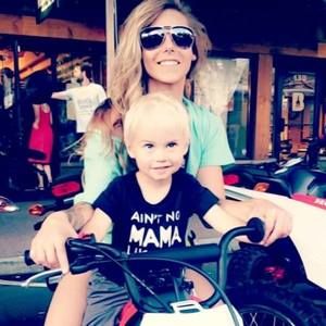 Meet your Posher, Chanae